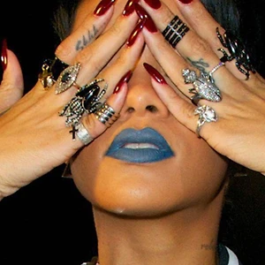 Những mẫu móng tay đẹp của Rihanna