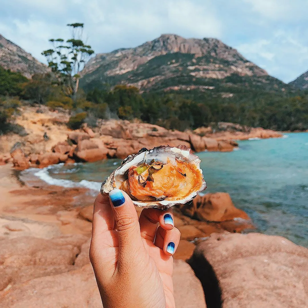 Cô gái ăn cả thế giới Instagram 1