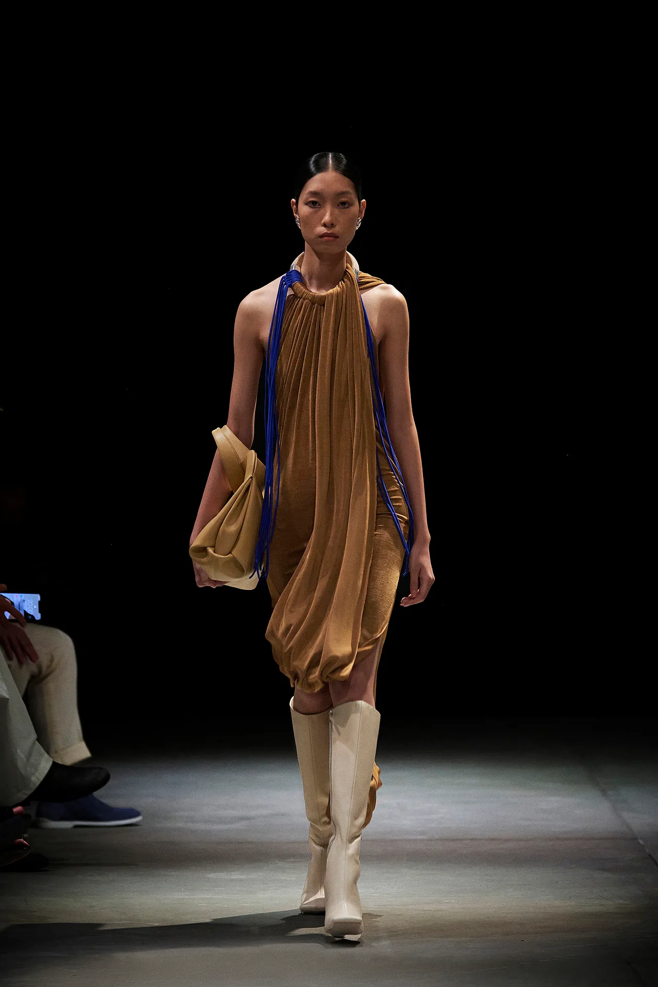 BST INFLOWING của NTK Cường Đàm look 25