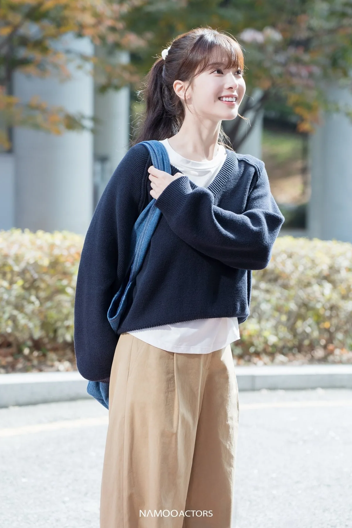 sweater Roh Jeong-eui trong Crushology 101