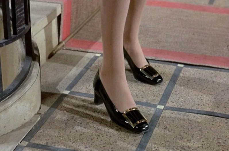 Giám đốc sáng tạo Bruno Frisoni rời khỏi nhà mốt Roger Vivier sau 16 năm gắn bó Giám đốc sáng tạo Bruno Frisoni rời khỏi nhà mốt Roger Vivier sau 16 năm gắn bó