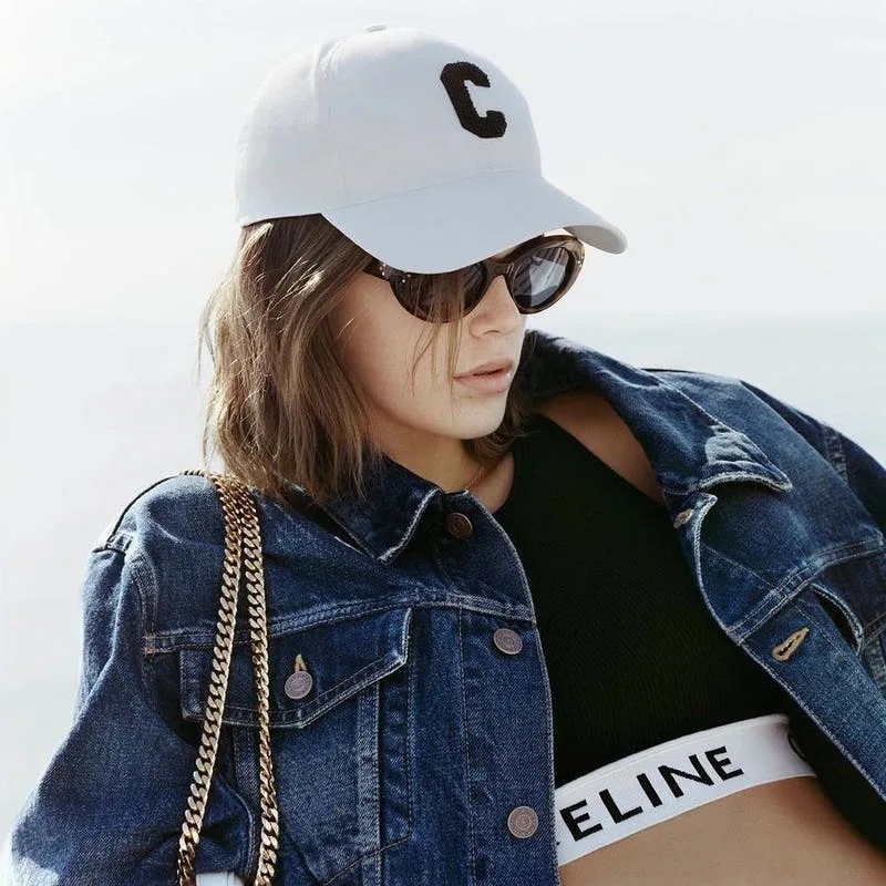 Nón lưỡi trai Celine màu xám