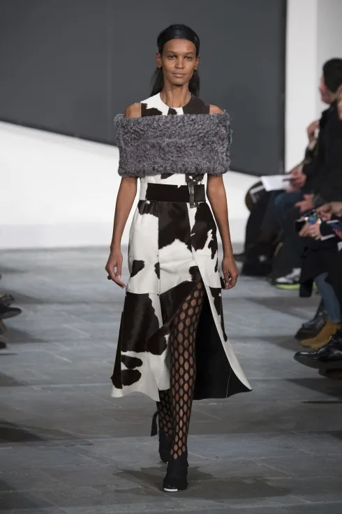 Những đường xẻ táo bạo thoi-trang-thu-dong-Proenza-Schouler-four