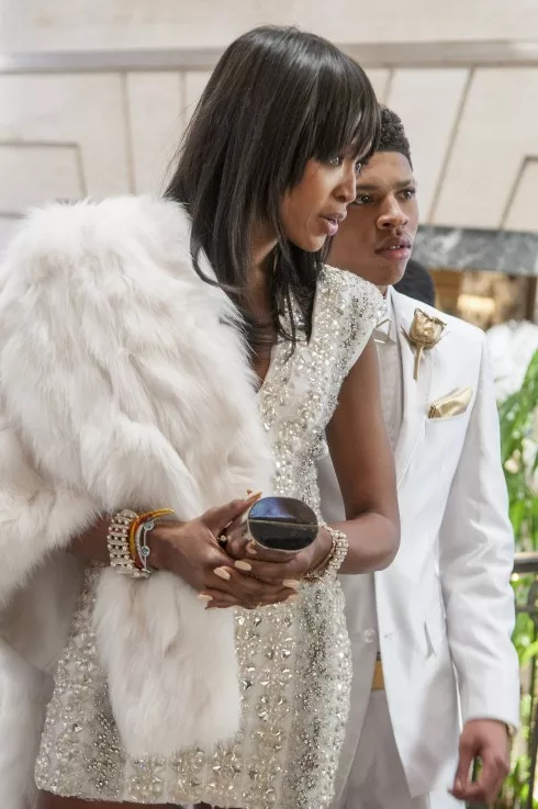 naomi campbell trong phim the empire
