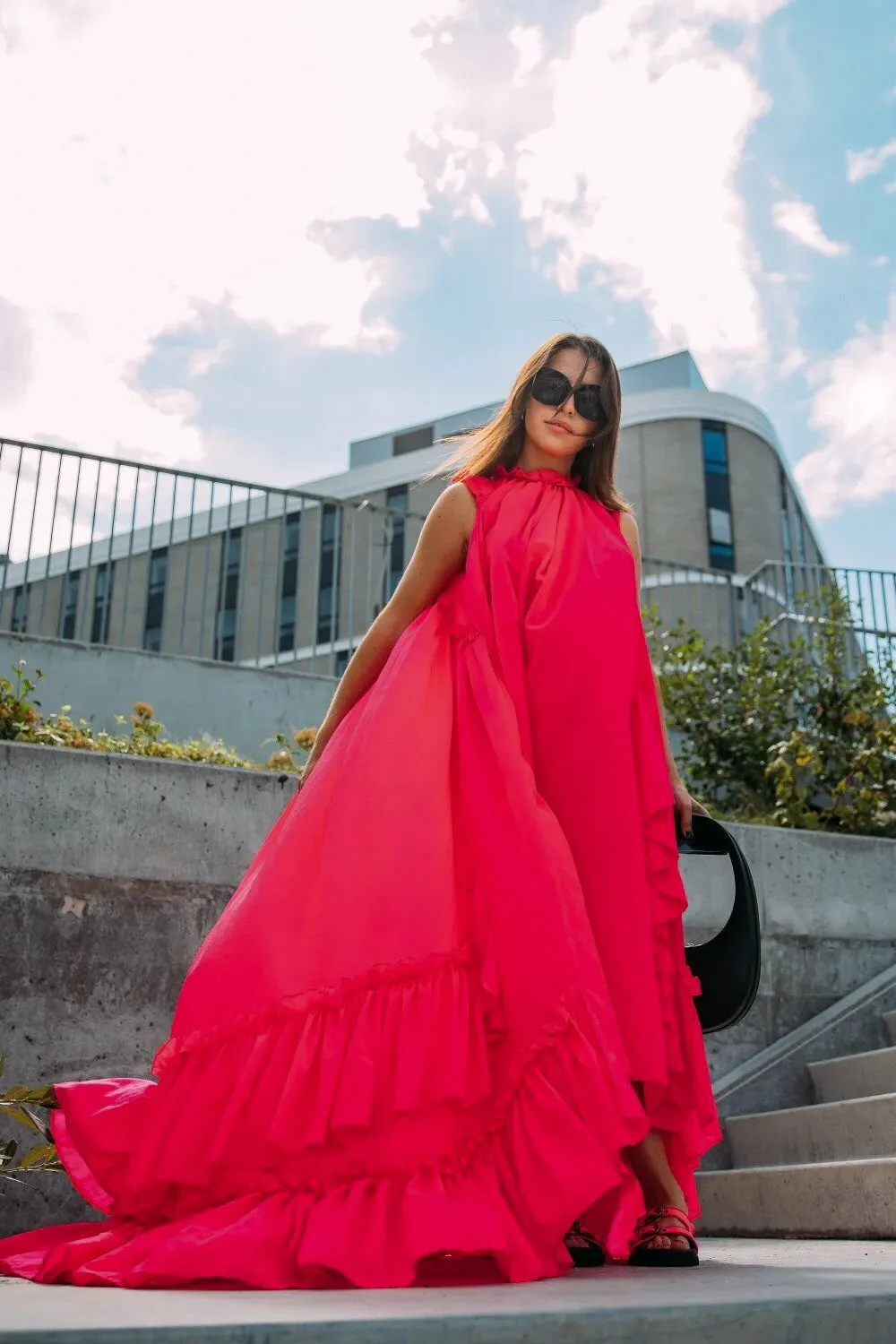 cách mặc màu pantone 2023