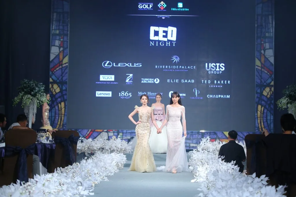 Lexus đồng hành cùng dạ tiệc CEO Night lần thứ 10 - 01