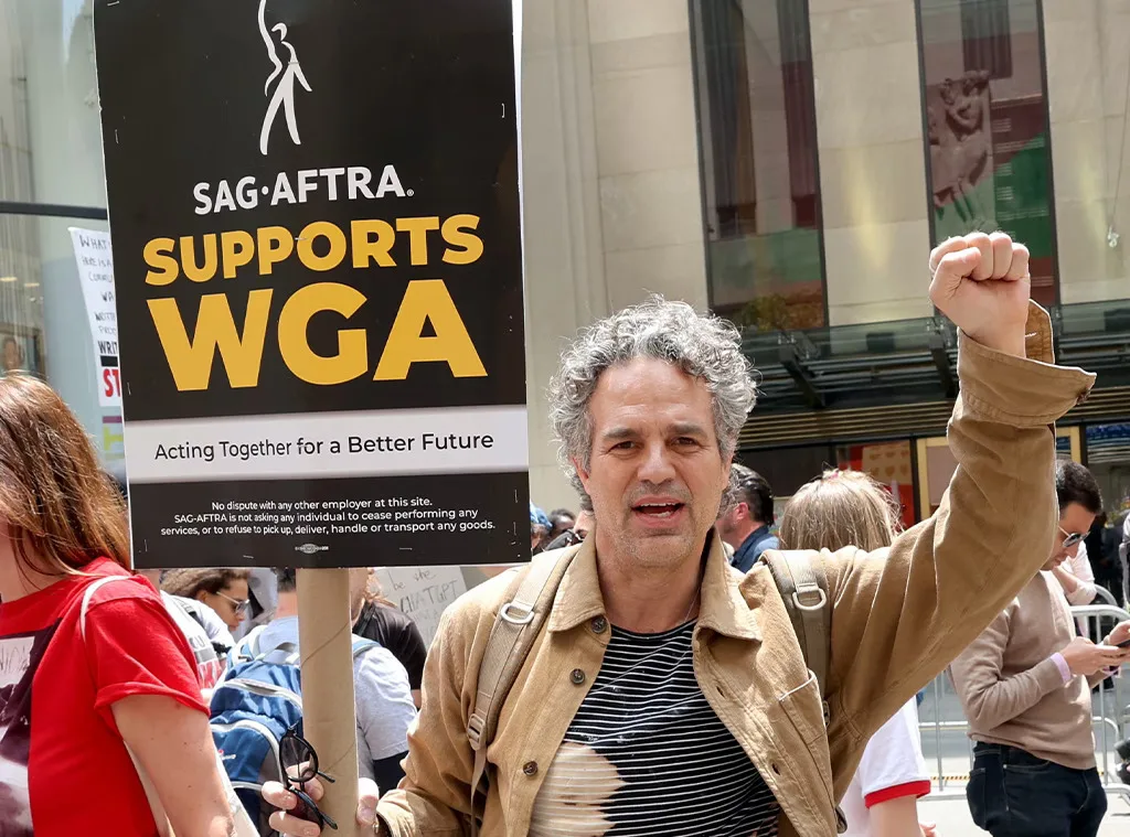 mark ruffalo biểu tình AI
