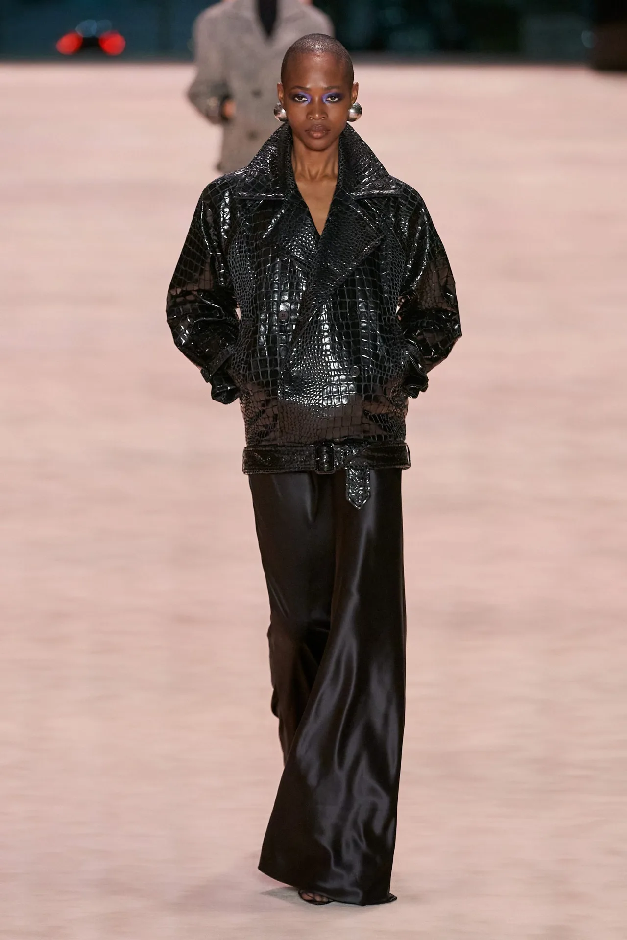 Saint Laurent ready-to-wear mùa Đông 2022 Look 29