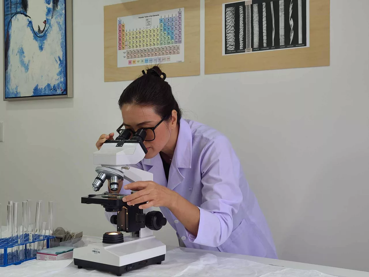 nghệ thuật phục chế ảnh hiền nguyễn chuyên gia phục chế tranh