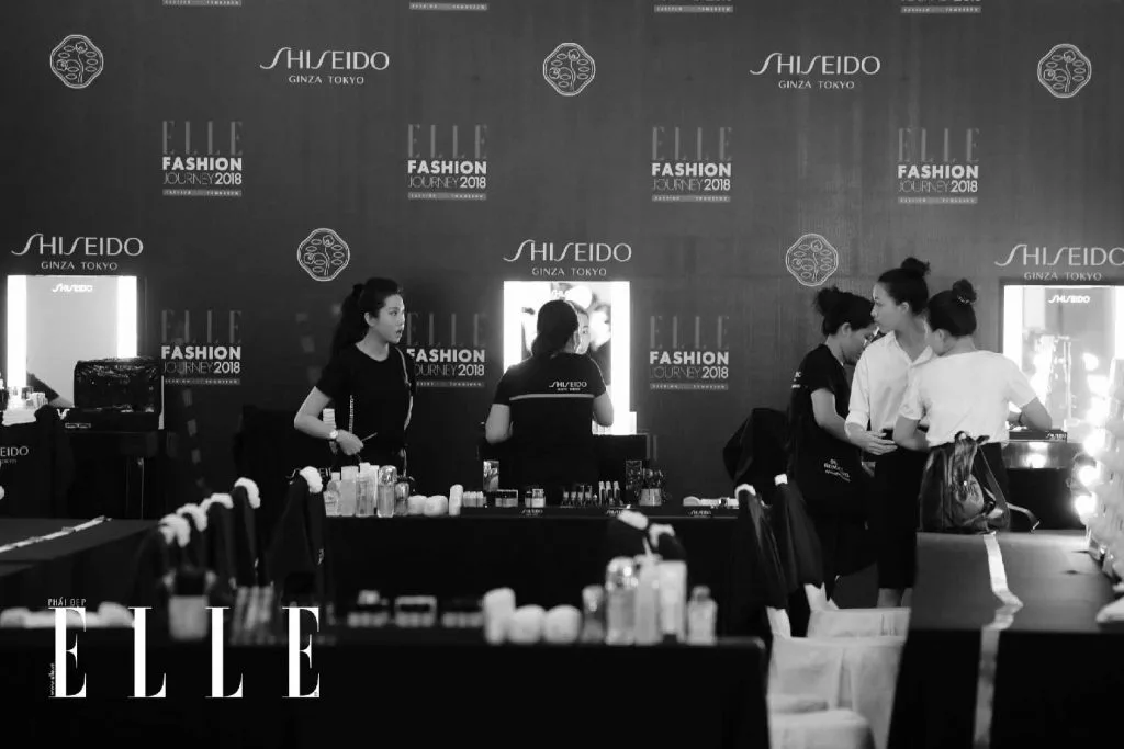 elle fashion journey 2018 hậu trường trang điểm shiseido 8 elle fashion journey 2018 hậu trường trang điểm shiseido 8