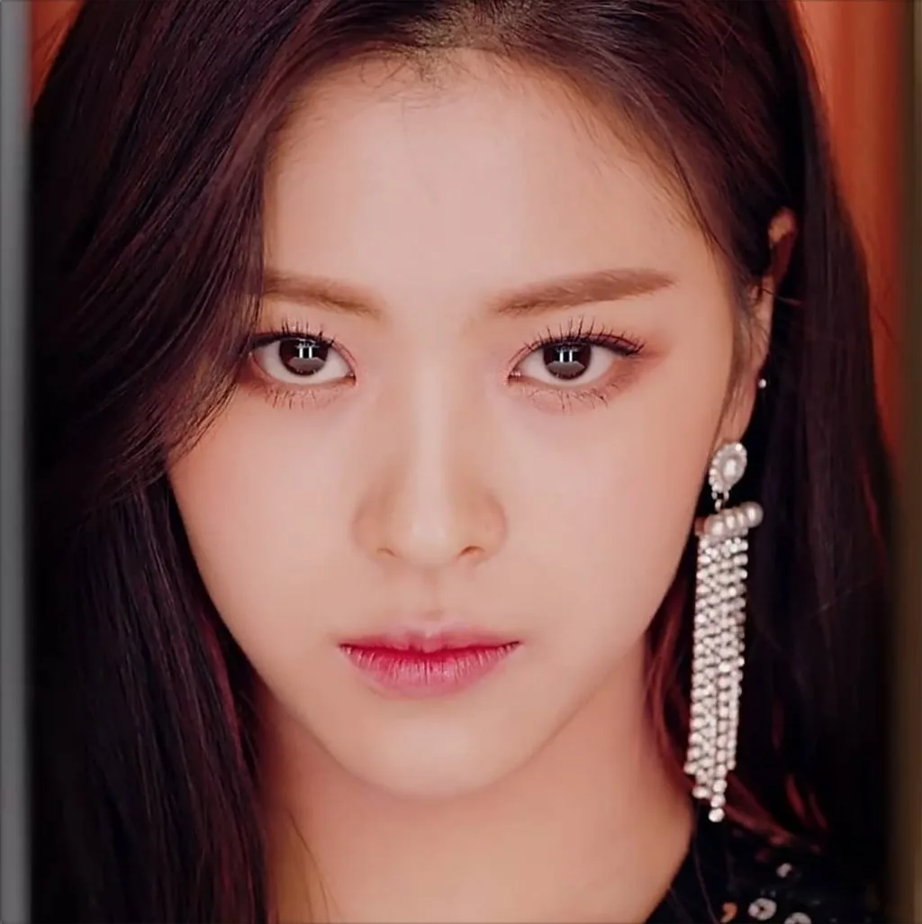 itzy thành viên Ryujin itzy thành viên Ryujin