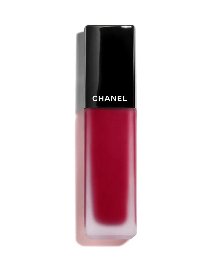 son Chanel có độ bám lâu trên môi cho ngày Hè năng động