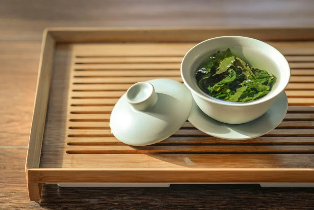 người Nhật Bản uống trà xanh hàng ngày người Nhật Bản uống trà xanh hàng ngày