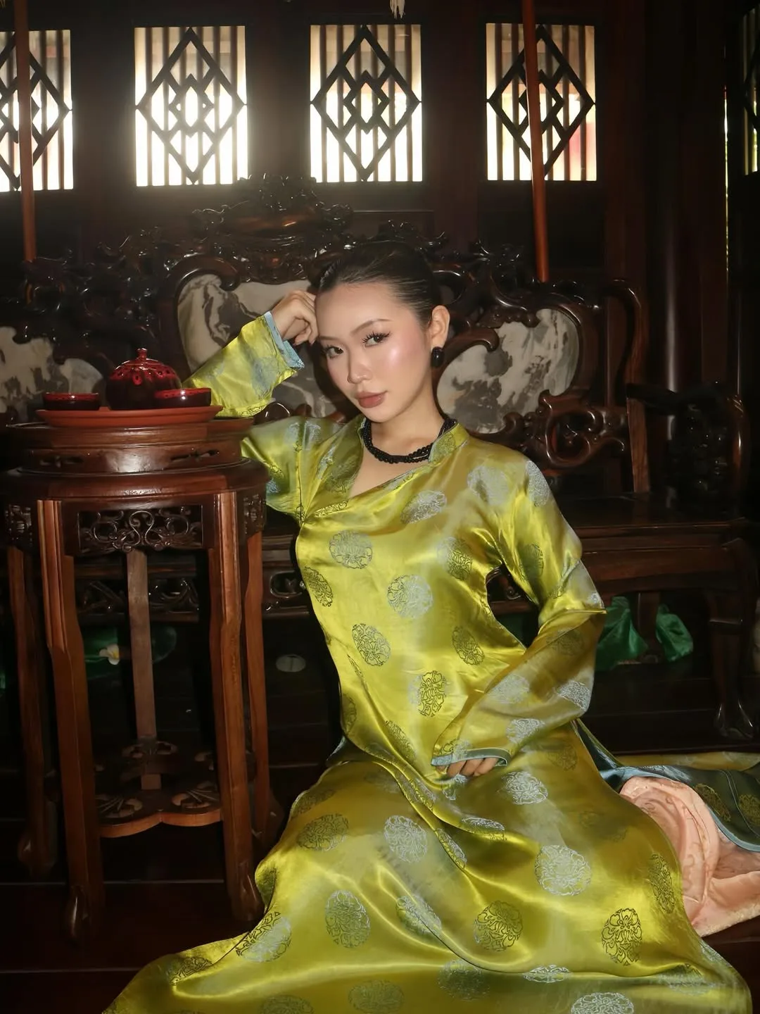 Vòng cổ ngọc trai đen