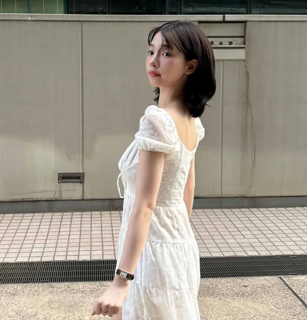 karina (aespa) đăng ảnh instagram trang điểm tự nhiên