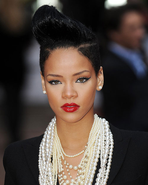 Rihanna khoe kiểu tóc đẹp dreadlock trên Instagram ELLE VN