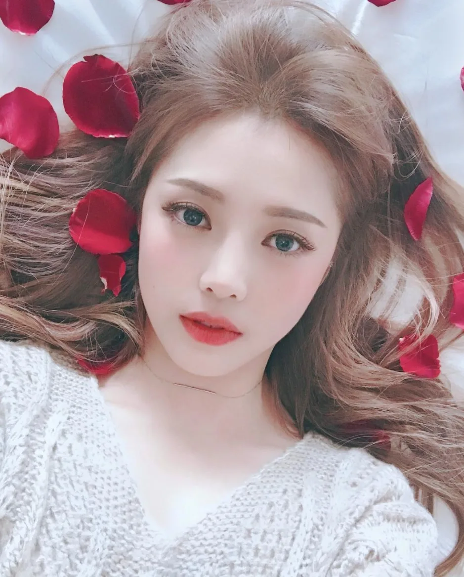 elle-viet-nam-xu-huong-lam-dep-2018-3 elle-viet-nam-xu-huong-lam-dep-2018-3