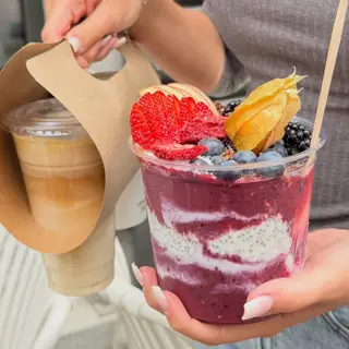 Acai bowl gây sốt với giới trẻ