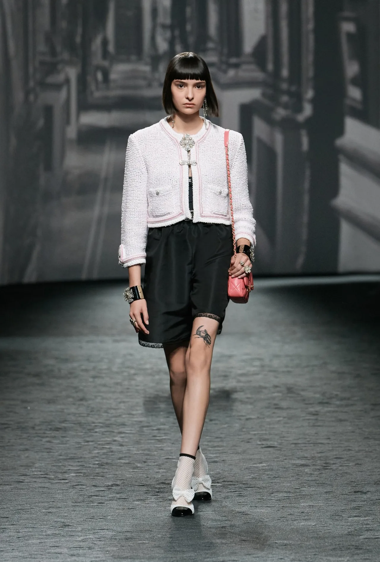 CHANEL Xuân Hè 2023 Ready to Wear look 22
