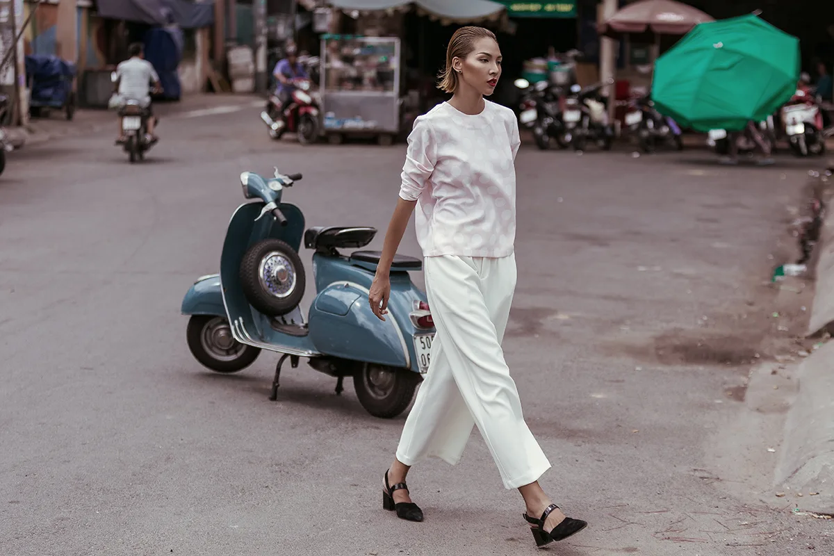 Minh Triệu cũ và mới cùng Lam giữa phố Sài Gòn