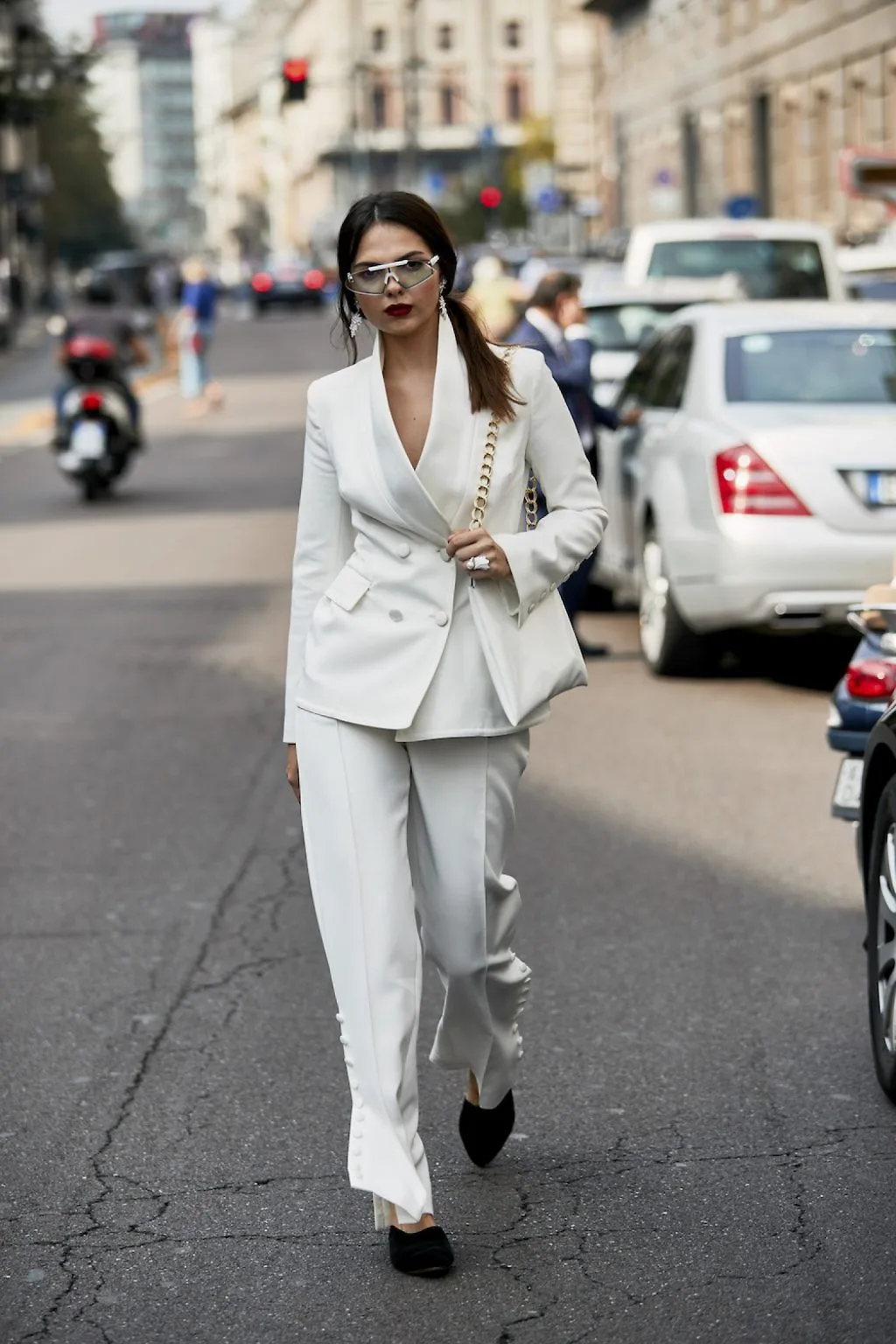 trang phục đơn sắc 9