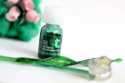 Cách trị mụn trứng cá bằng tinh dầu tràm trà 2