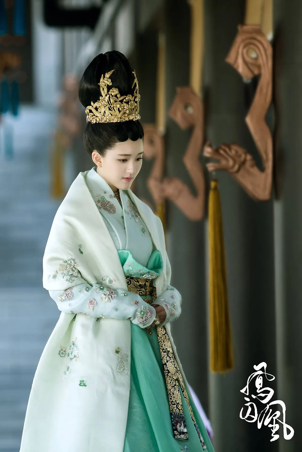 triệu lộ tư phượng tù hoàng