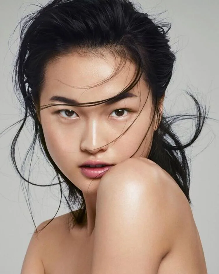 Làn da khỏe căng bóng với phong cách trang điểm làn da tráng gương