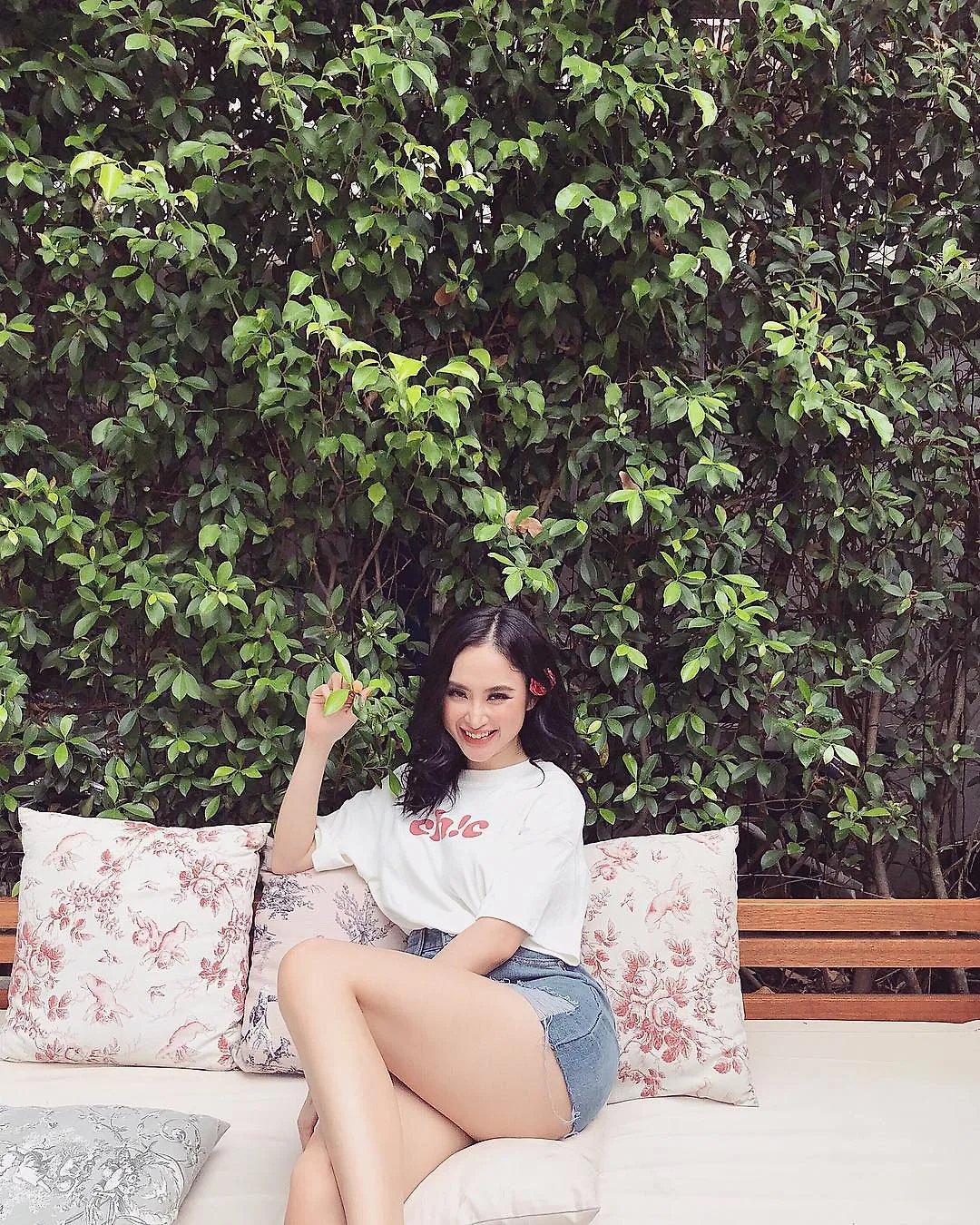Tuần vừa rồi, sao Việt mặc gì: Angela Phương Trinh Tuần vừa rồi, sao Việt mặc gì: Angela Phương Trinh