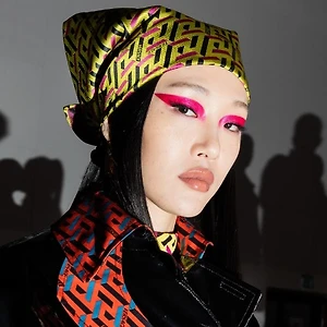 versace headscarf