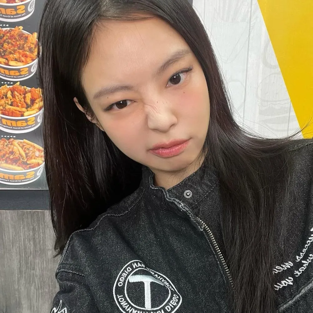 Jennie (Blackpink) đáng yêu