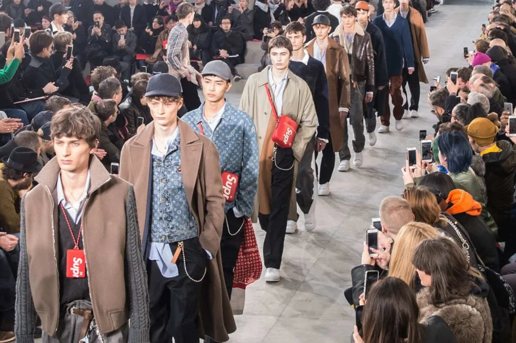 3 cột mốc lịch sử của Kim Jones tại Louis Vuitton 3 cột mốc lịch sử của Kim Jones tại Louis Vuitton