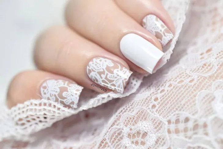Mê mẫn với 10 kiểu móng tay đẹp cho ngày cưới 05 Mê mẫn với 10 kiểu móng tay đẹp cho ngày cưới 05