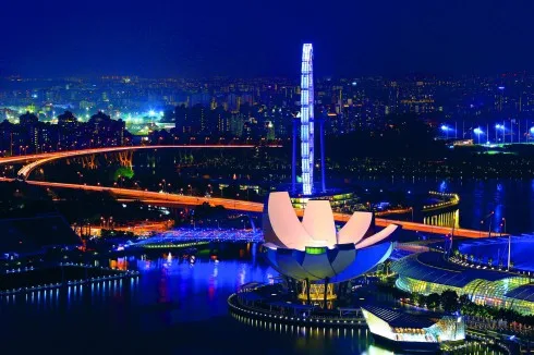 Kiến trúc hình bông hoa sen của Bảo tàng ArtScience, nơi có 21 không gian triển lãm