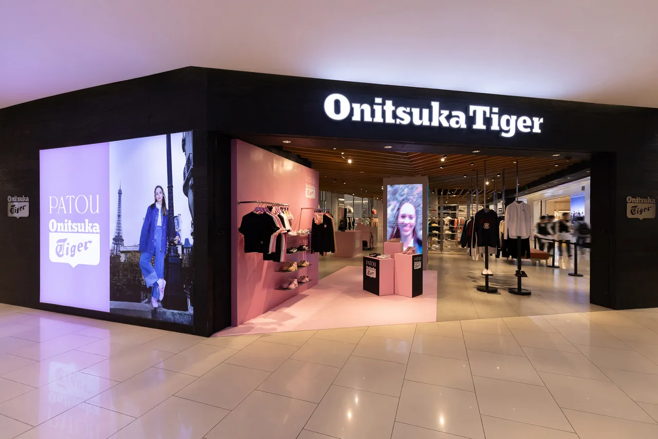 cửa hàng ra mắt của thương hiệu Onitsuka Tiger