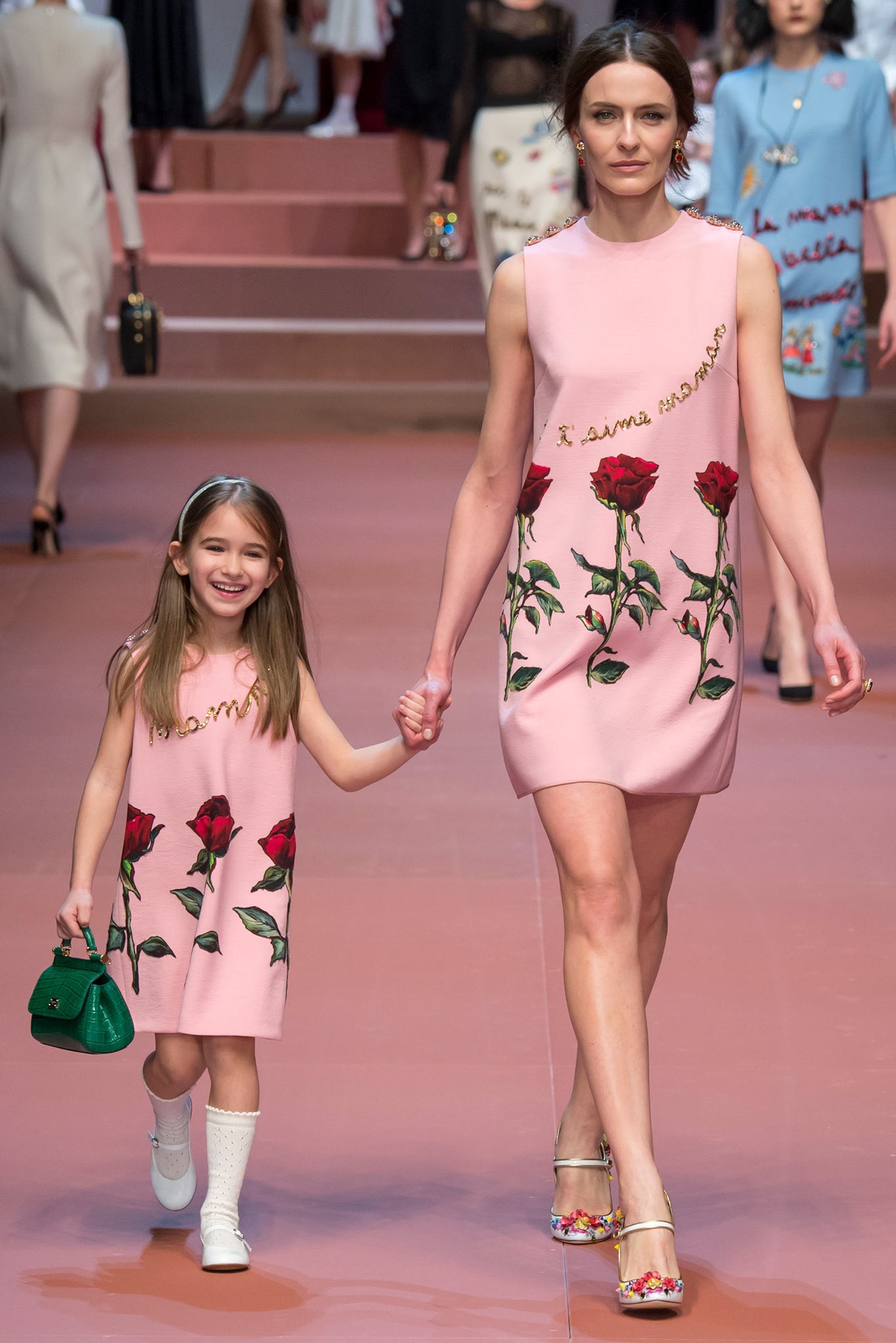 Bộ sưu tập Dolce&Gabbana Thu Đông 2015 Ellevn