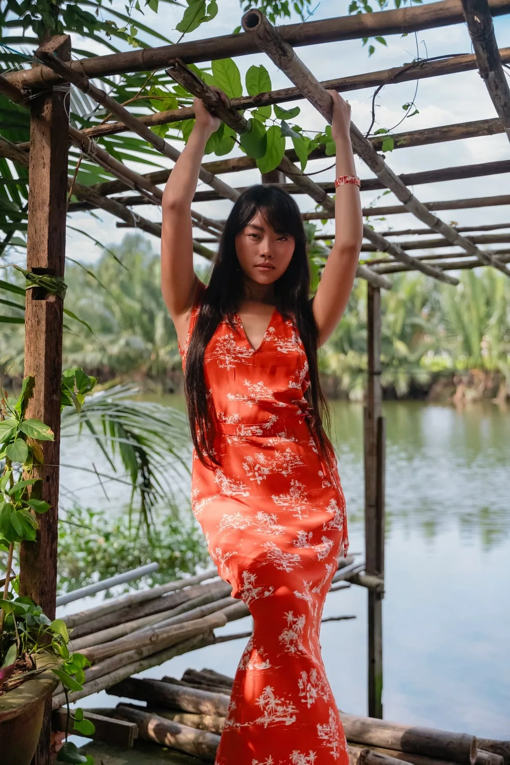 thiết kế thời trang local brand vải lụa Việt Nam