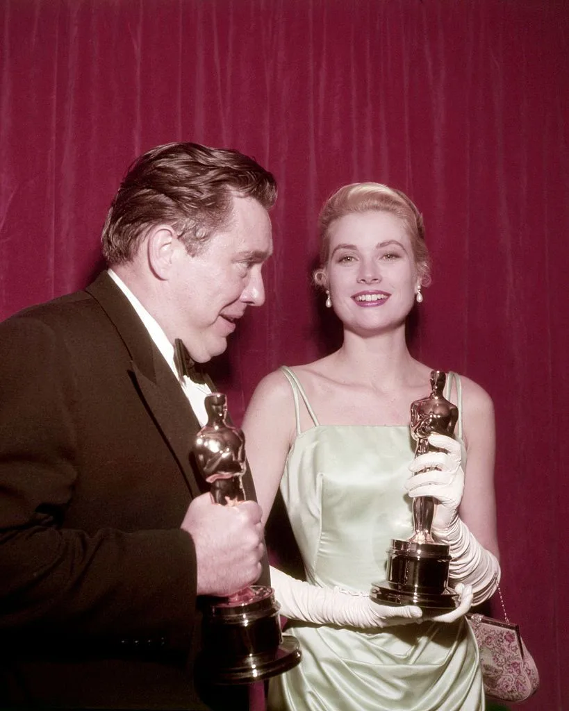 ELLE Việt Nam tượng vàng Oscar