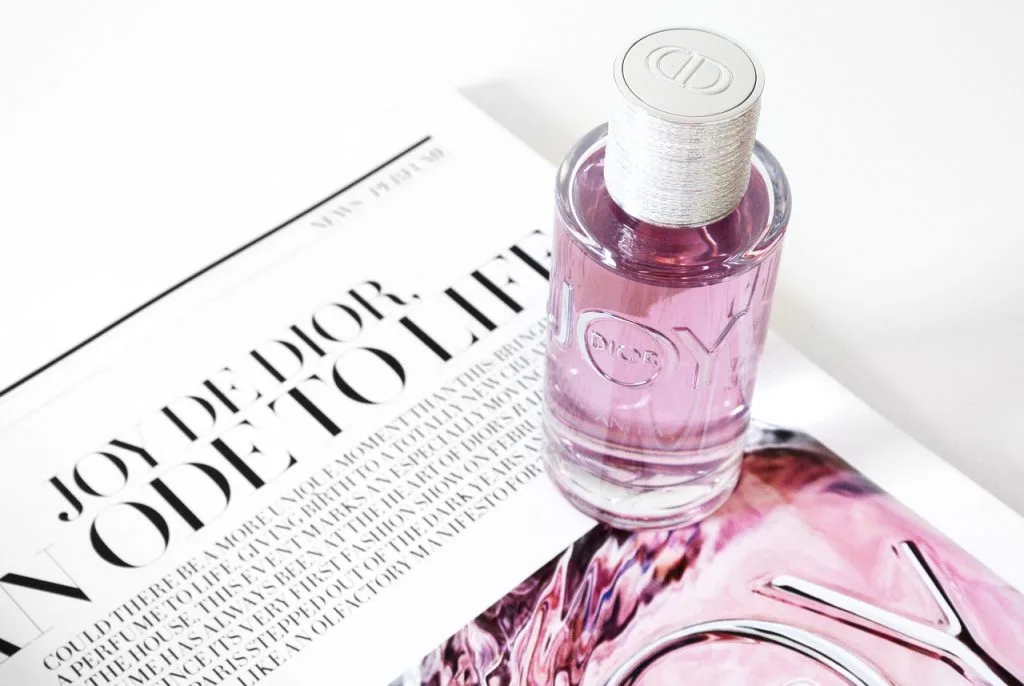 Joy by Dior hương nước hoa của niềm vui và hạnh phúc