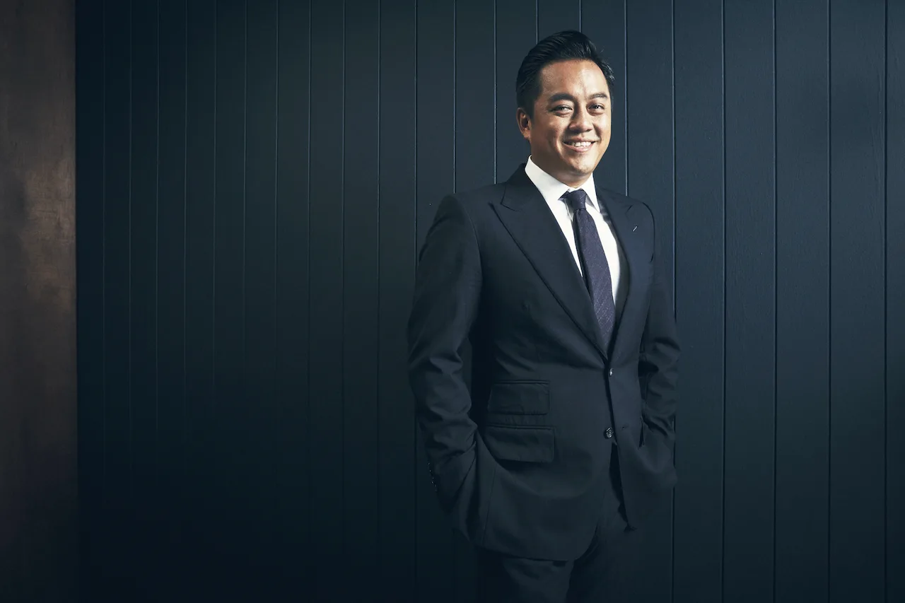 Ông Alwyn Chong