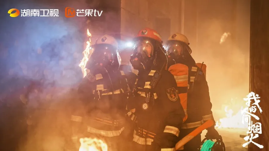 Anh Ấy Bước Ra Từ Ánh Lửa đề tài lính cứu hỏa siêu hay