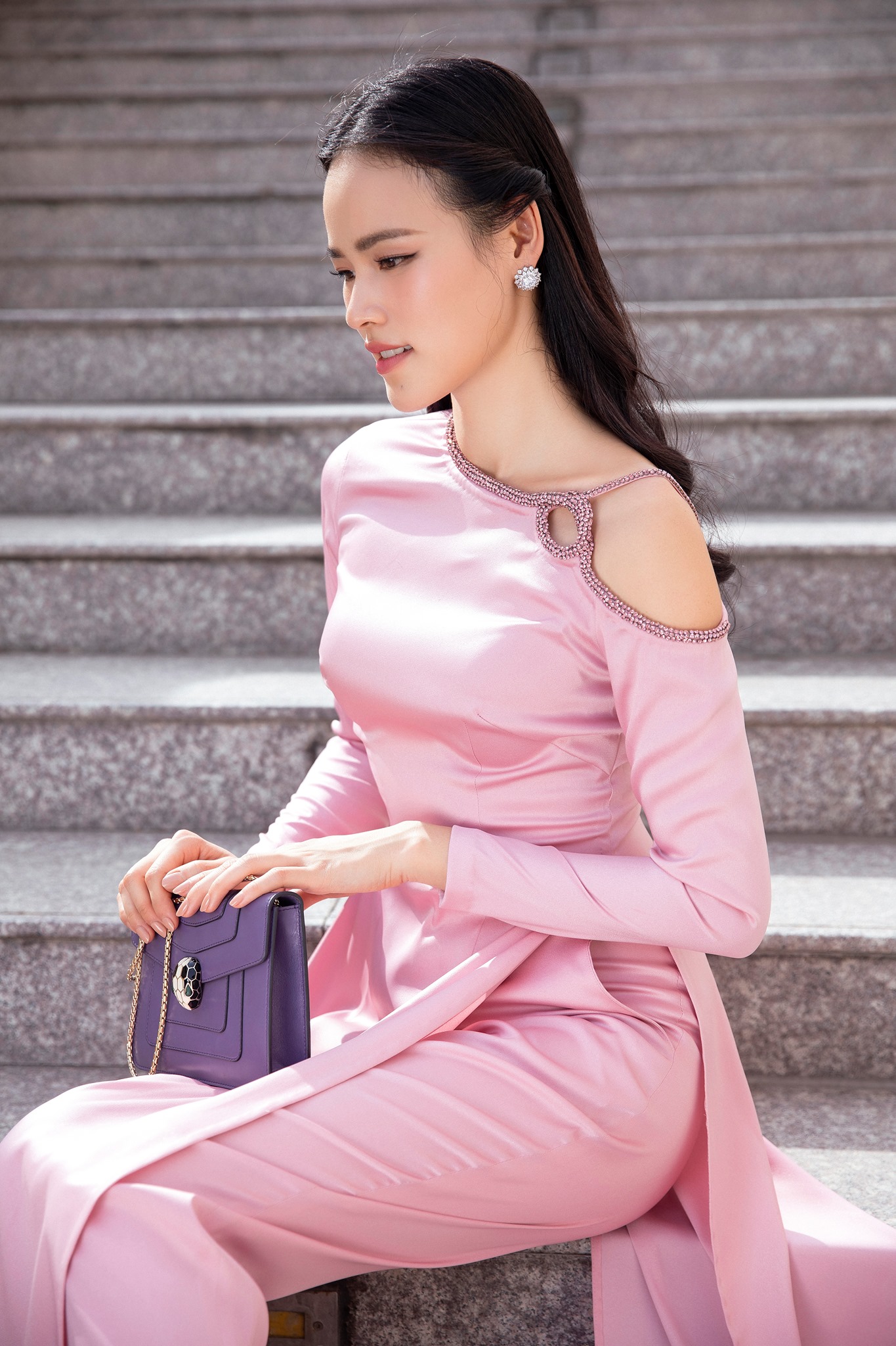 Áo dài Tết 2020 từ nhà thiết kế Lê Thanh Hòa