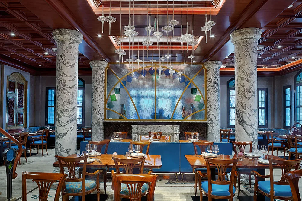 Vietnam House - Main Lobby - Middle