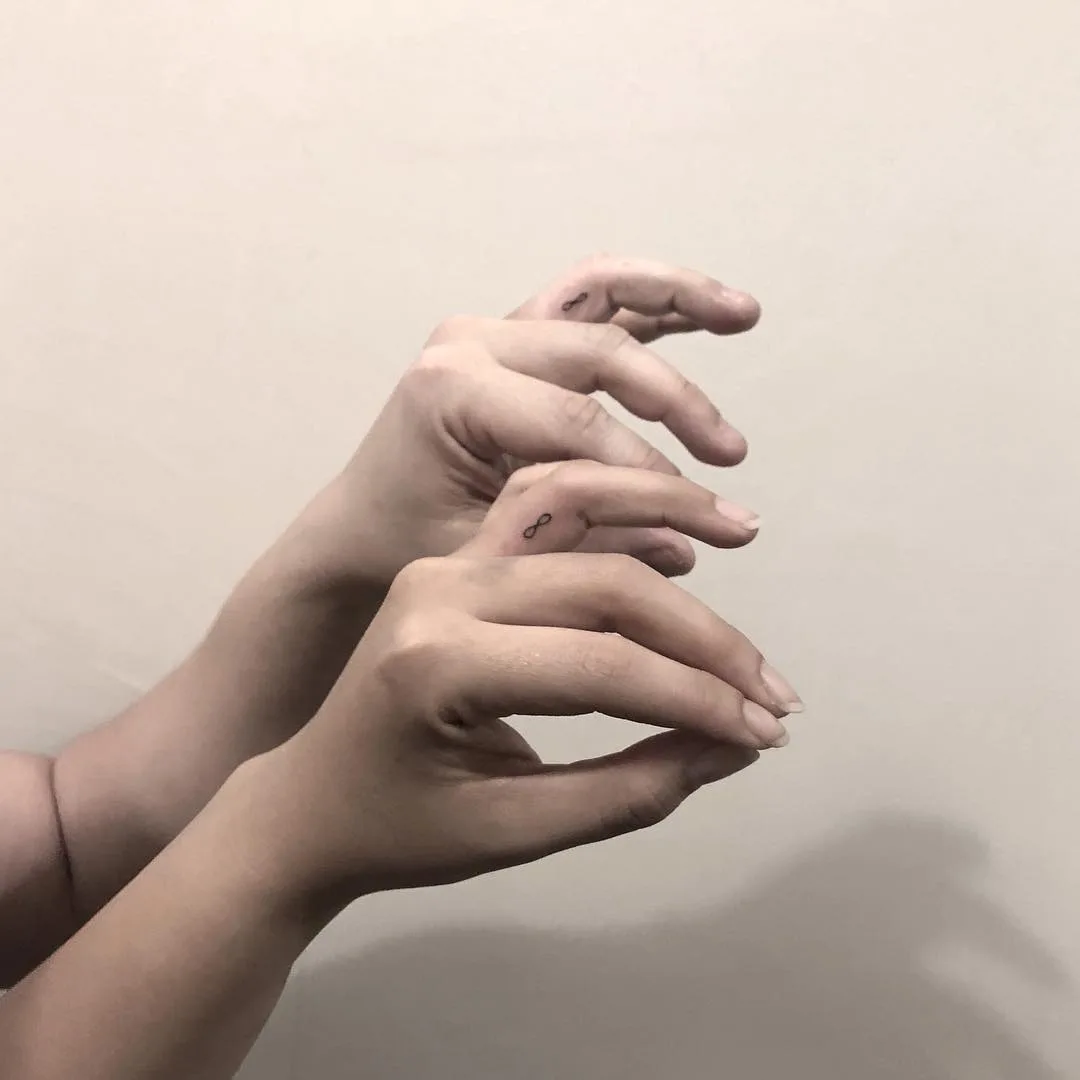 hình xăm vô cực