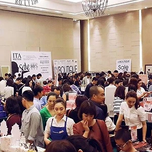 elle shopping fun hanoi 2016