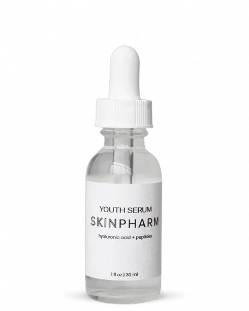 Youth Serum Skin Pharm cung cấp dưỡng ẩm mà Taylor Hill sử dụng trong chu trình dưỡng da hằng ngày. Youth Serum Skin Pharm cung cấp dưỡng ẩm mà Taylor Hill sử dụng trong chu trình dưỡng da hằng ngày.
