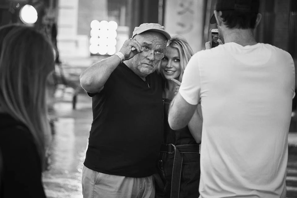 Ai bảo Britney Spears đã hết thời? Rõ ràng thương hiệu Kenzo lại không cho là như vậy Ai bảo Britney Spears đã hết thời? Rõ ràng thương hiệu Kenzo lại không cho là như vậy