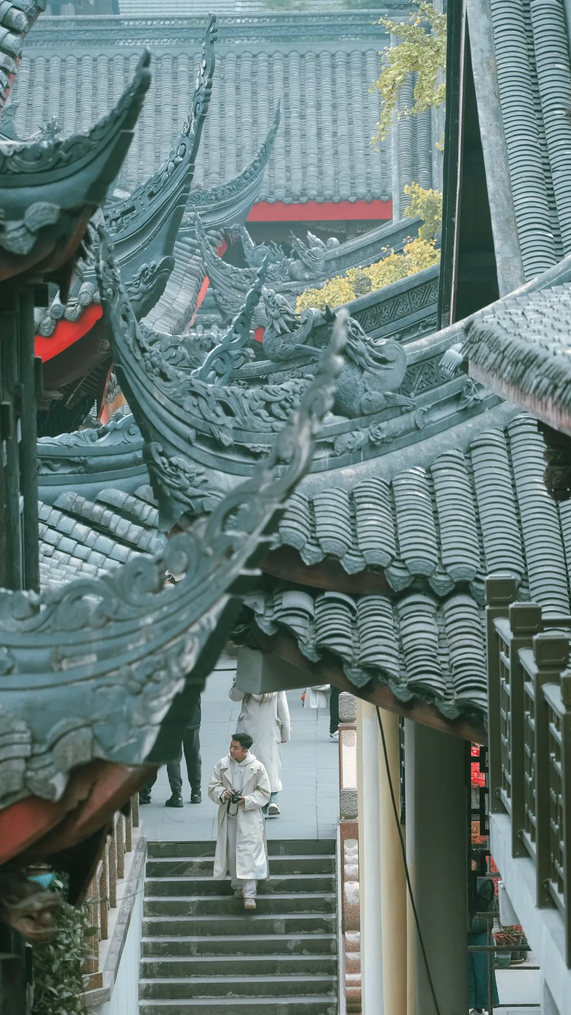 khung cảnh chùa đại từ