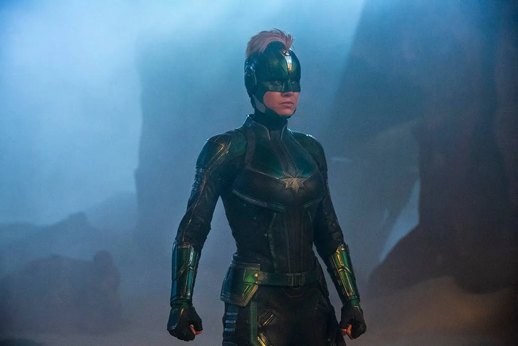 thời trang trong phim captain marvel 4