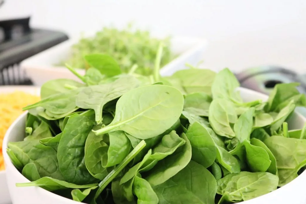 Rau chân vịt có giá trị dinh dưỡng cao.